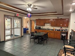 Highland Inn Peculiar