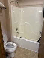 Highland Inn Peculiar