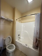 Highland Inn Peculiar