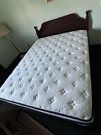 Highland Inn Peculiar