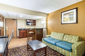 Quality Inn & Suites Arden Hills - Saint Paul North
