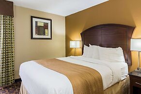 Quality Inn & Suites Arden Hills - Saint Paul North