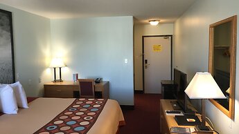 Super 8 by Wyndham Kindersley