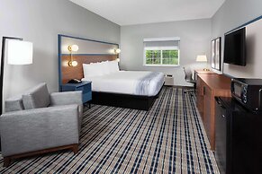 AmericInn by Wyndham Eagle River Downtown