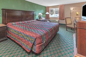 Knights Inn Forest Hill