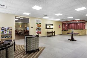 Quality Inn & Suites Charleston - Civic Center