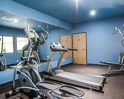 Comfort Inn Lees Summit @ Hwy 50 & Hwy 291