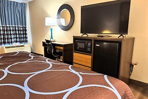 Super 8 by Wyndham Booneville