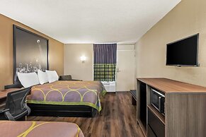 Super 8 by Wyndham Commerce