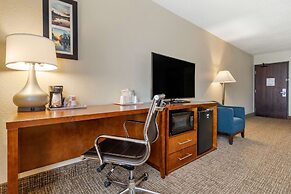 Comfort Inn & Suites South Hill I-85