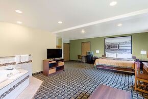 Super 8 by Wyndham Wheeling WV