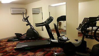 Super 8 by Wyndham Wheeling WV