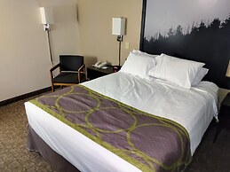 Super 8 by Wyndham Lebanon