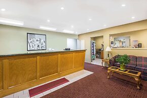 Super 8 by Wyndham Chanute