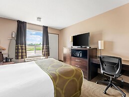Super 8 by Wyndham Meadow Lake
