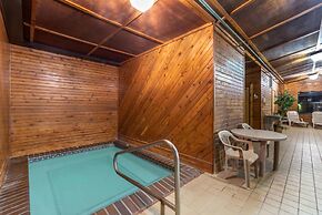 Summerset Hotel & Suites