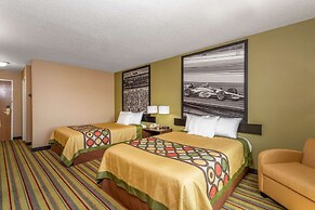 Super 8 by Wyndham Goshen