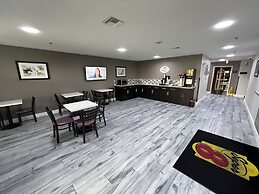 Super 8 by Wyndham Lake Charles/Sulphur