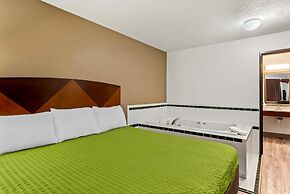 Econo Lodge Inn and Suites