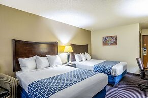 Econo Lodge Inn and Suites