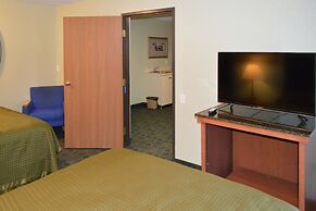 Econo Lodge Inn and Suites