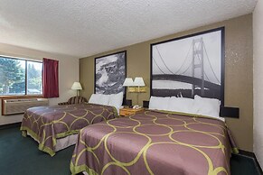 Super 8 by Wyndham Houghton Lake