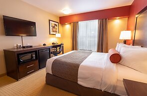 The Kanata by BCMInns Invermere