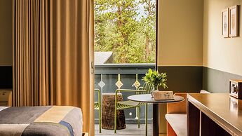 Trailborn Rocky Mountains Outpost