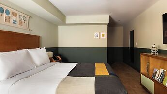 Trailborn Rocky Mountains Outpost