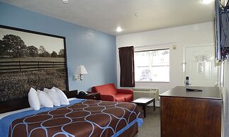 Super 8 by Wyndham Houston/Brookhollow NW