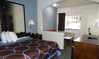 Super 8 by Wyndham Houston/Brookhollow NW