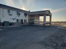 Super 7 Inn