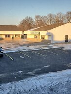Super 7 Inn