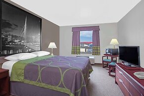 Super 8 by Wyndham Portage La Prairie MB