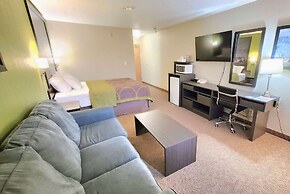 Super 8 by Wyndham Portage La Prairie MB