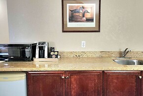 Super 8 by Wyndham Portage La Prairie MB