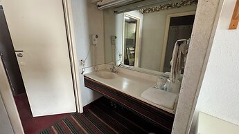 Rodeway Inn Dunmore