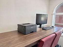 Super 8 by Wyndham High River AB