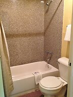 Americas Best Value Inn & Suites Yukon Oklahoma City