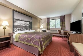 Super 8 by Wyndham Niagara Falls NY