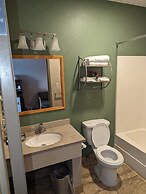 Super 8 by Wyndham Niagara Falls NY