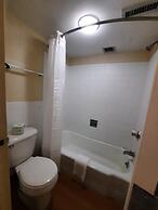 Americas Best Value Inn Moline