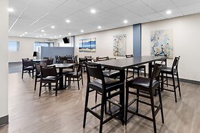 Howard Johnson by Wyndham Thunder Bay