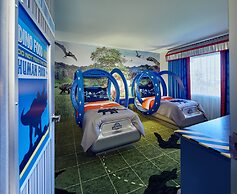 Universal’s Loews Royal Pacific Resort