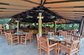 Universal’s Loews Royal Pacific Resort