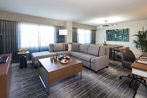 Universal’s Loews Royal Pacific Resort