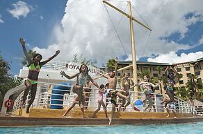 Universal’s Loews Royal Pacific Resort