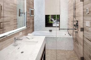 Hilton Club The Quin New York