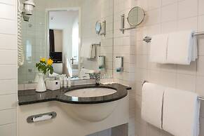 Essential by Dorint Berlin-Adlershof