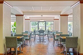 Holiday Inn Express Hotel & Suites Clearwater North-Dunedin by IHG